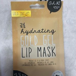 Korean hydrating gold lip mask